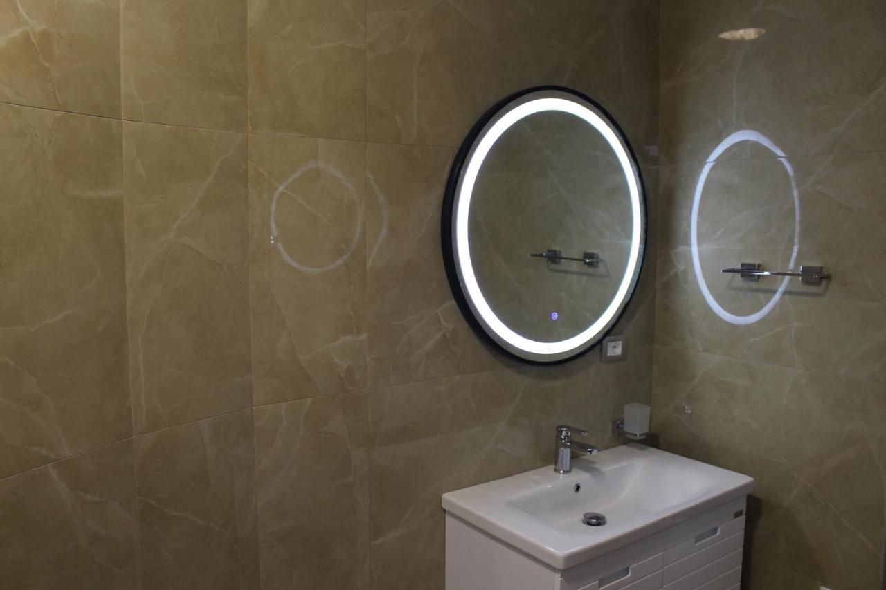 Hotel Vila Maledhi Berat Bagian luar foto