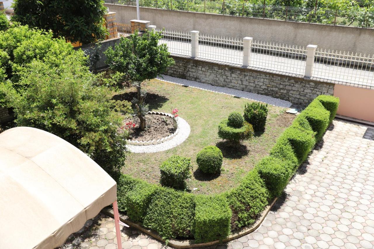 Hotel Vila Maledhi Berat Bagian luar foto