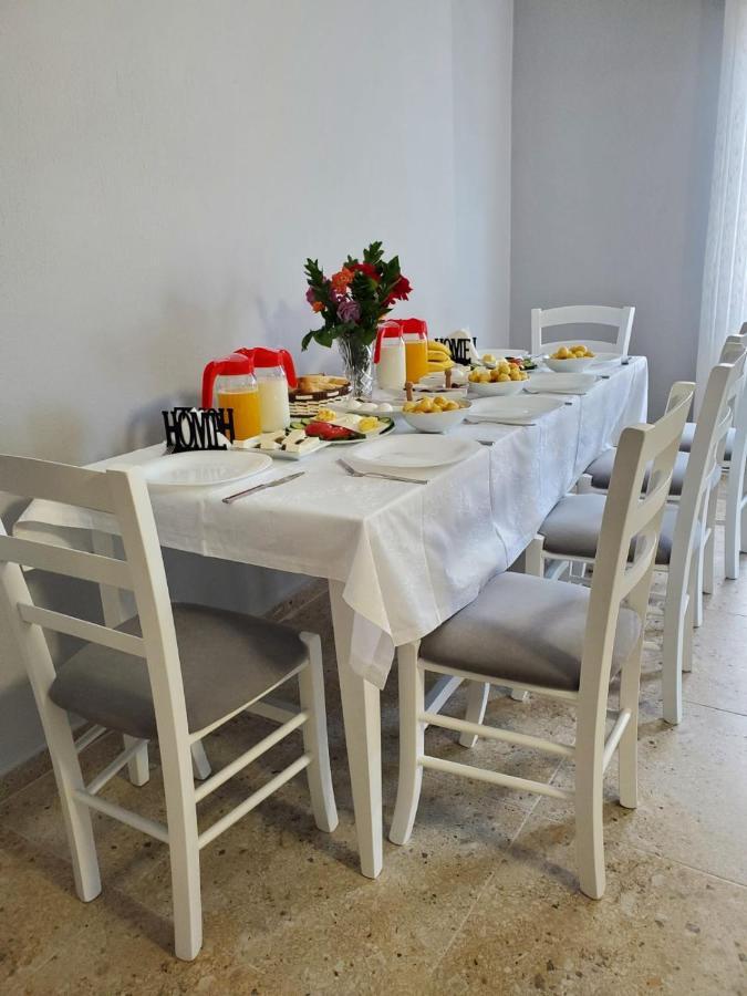 Hotel Vila Maledhi Berat Bagian luar foto
