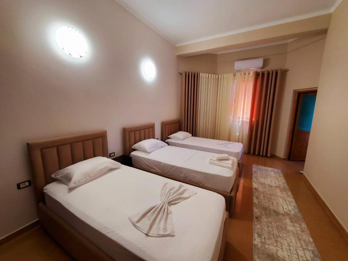 Hotel Vila Maledhi Berat Bagian luar foto