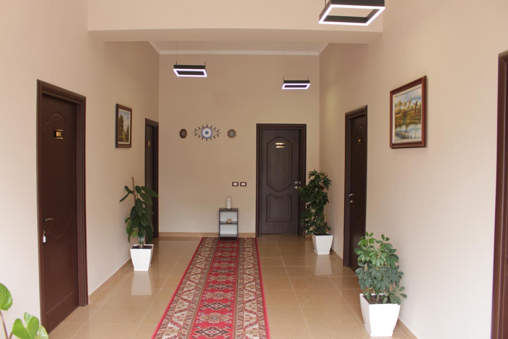 Hotel Vila Maledhi Berat Bagian luar foto